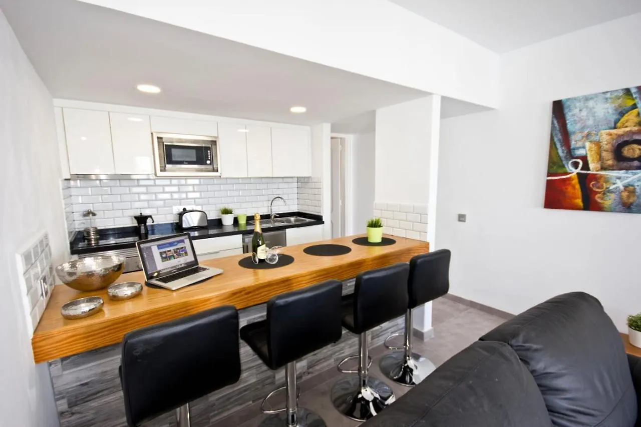Apartment Club Valena 3, Modern Apartment, Wifi, Close To Amenities, Beach At Matagorda Puerto del Carmen